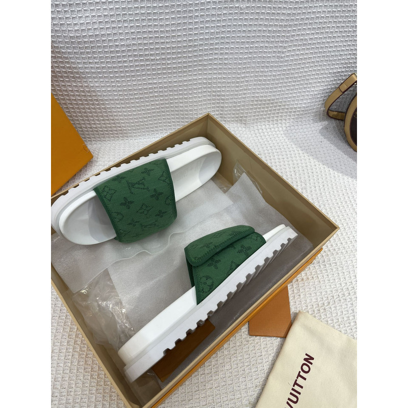 l**is V*t*n monogram pool mules green/white