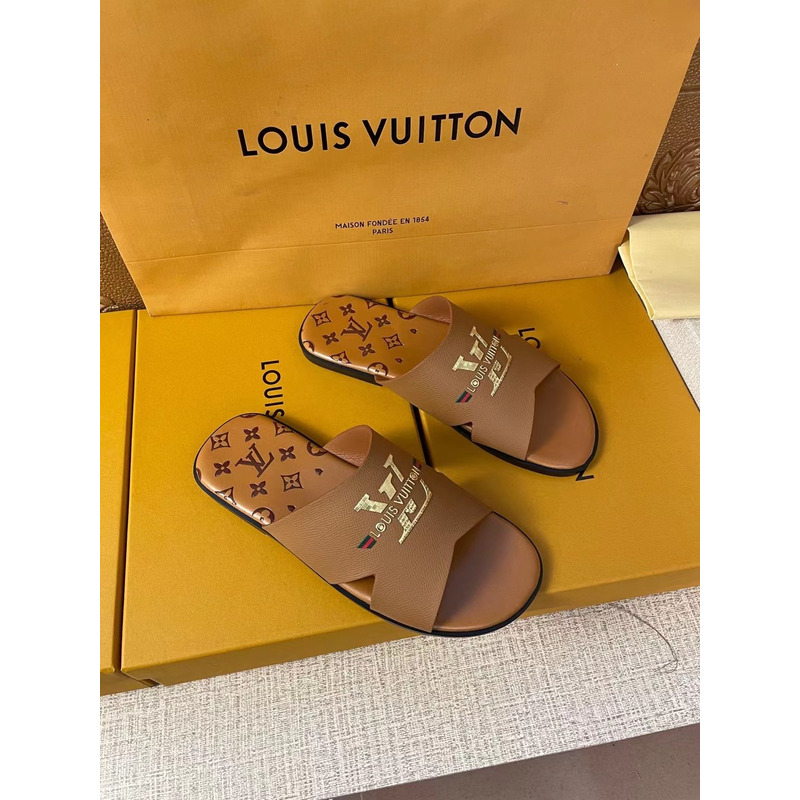 l**is V*t*n gold logo monogram mules cognac