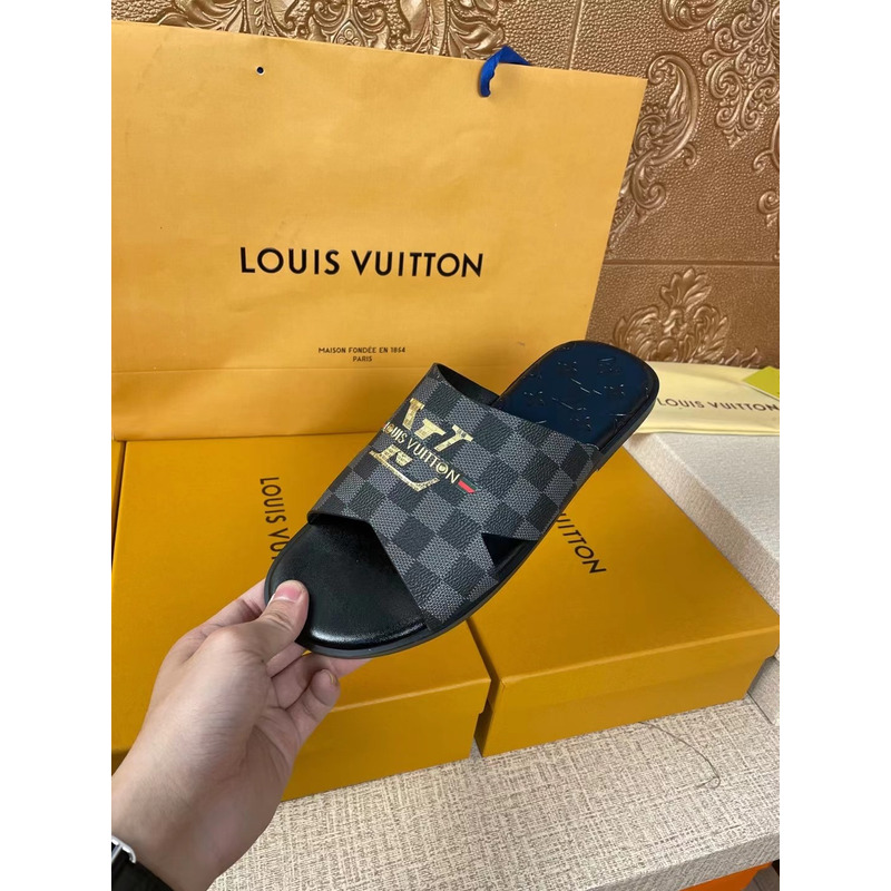 l**is V*t*n gold logo damier mules black