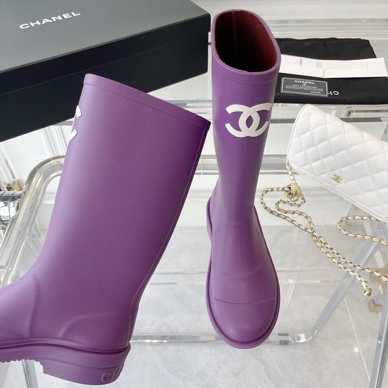 Ch*el Ch*el vintage rain boots purple