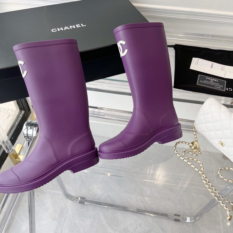 Ch*el Ch*el vintage rain boots purple