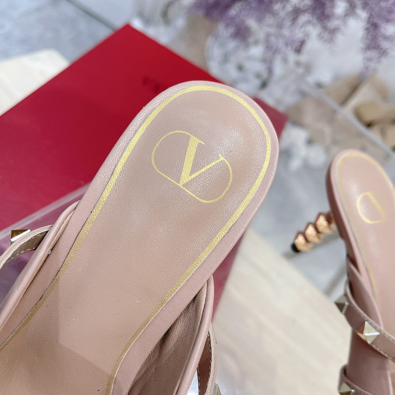 Valentino Garavani Calfskin Pointed-toe Stiletto Studded Roman Mules Pink