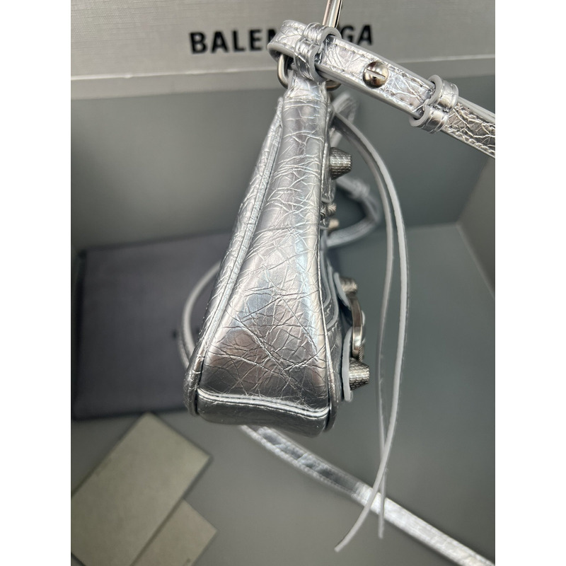 Ba*len*cia*ga le cagole leather shoulder bag sliver