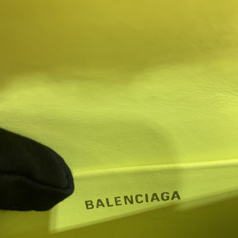 Ba*len*cia*ga hourglass bag lemon yellow