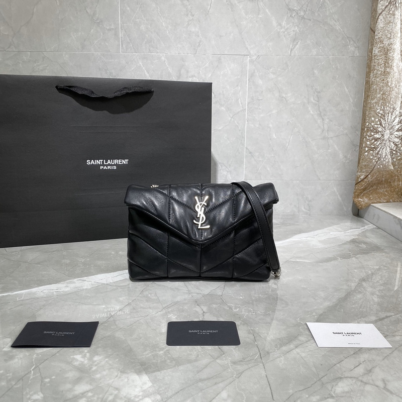 Saint Laurent  23×15.5×8.5cm