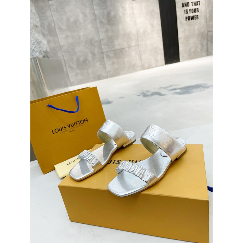 l**is V*t*n square toe flat slippers silver