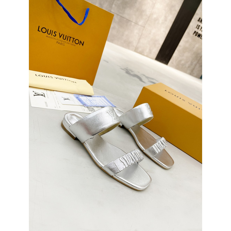 l**is V*t*n square toe flat slippers silver