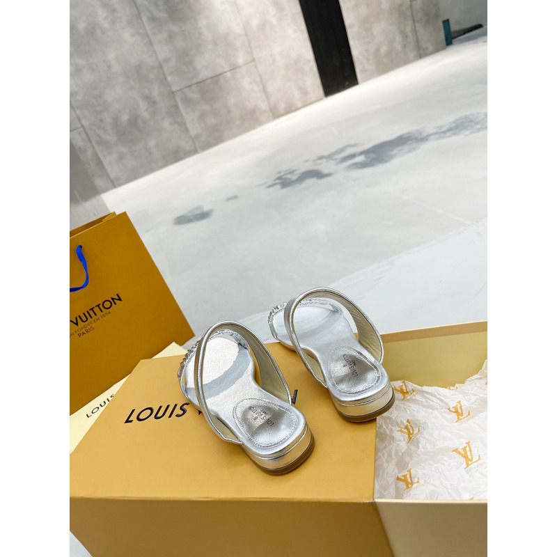 l**is V*t*n square toe flat slippers silver