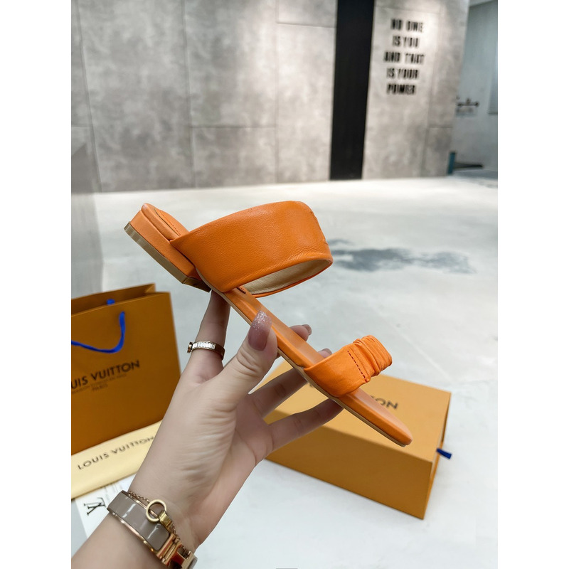 l**is V*t*n square toe flat slippers orange