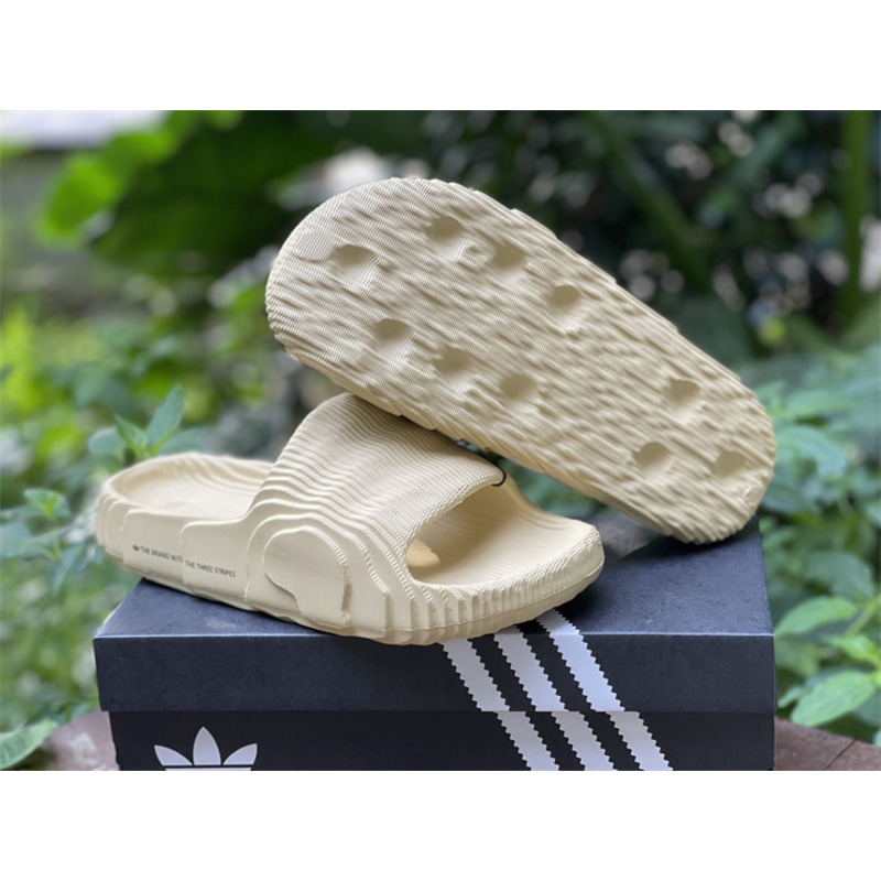 Ad*s adilette 22 slides  white