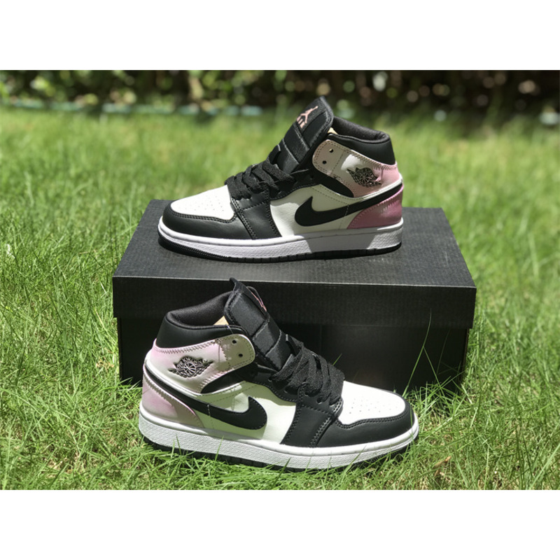 Air Jordan 1 Mid “Zen Master” DM1200-001