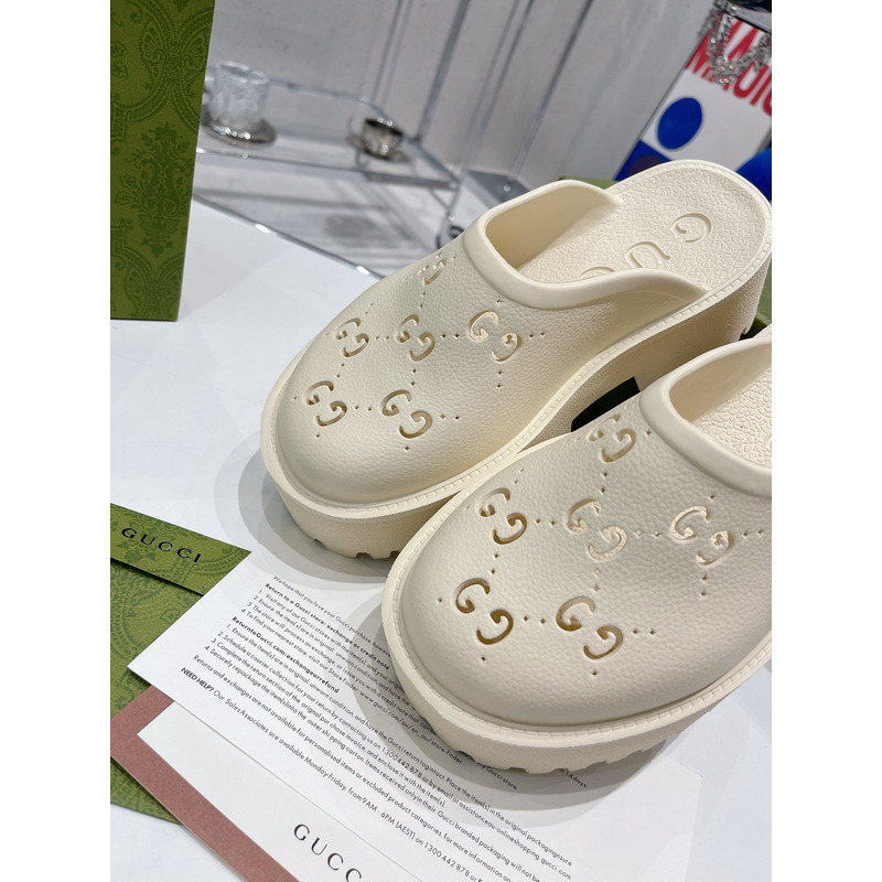 G*u*i gg flat rubber slippers white