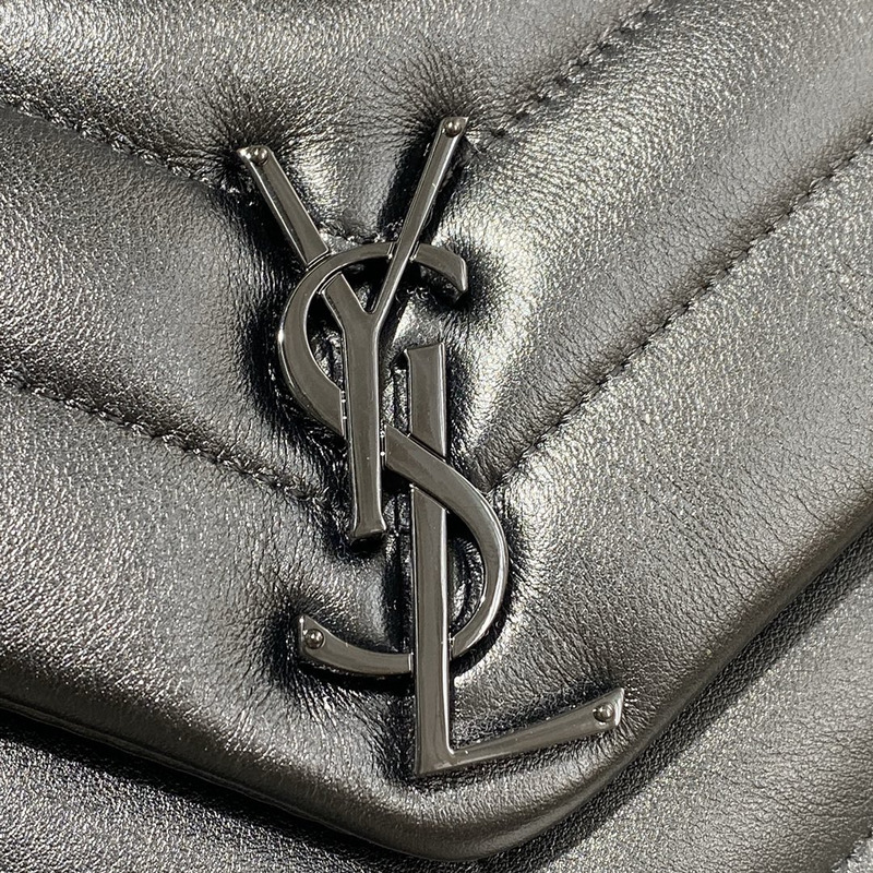 Saint Laurent  Toy LouLou Shoulder Bag in Black