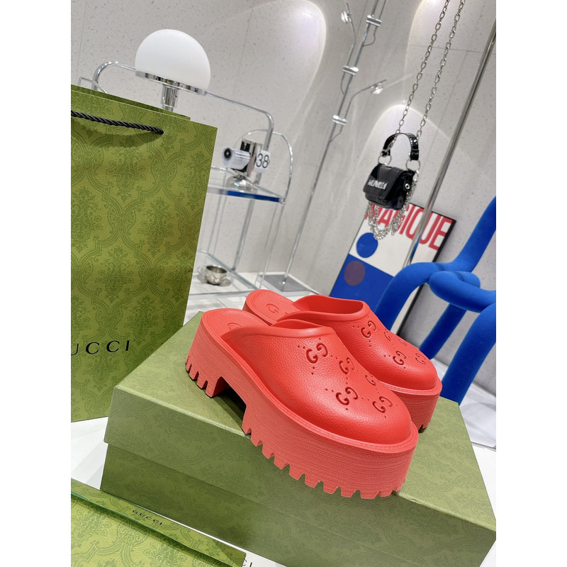 G*u*i gg flat rubber slippers red