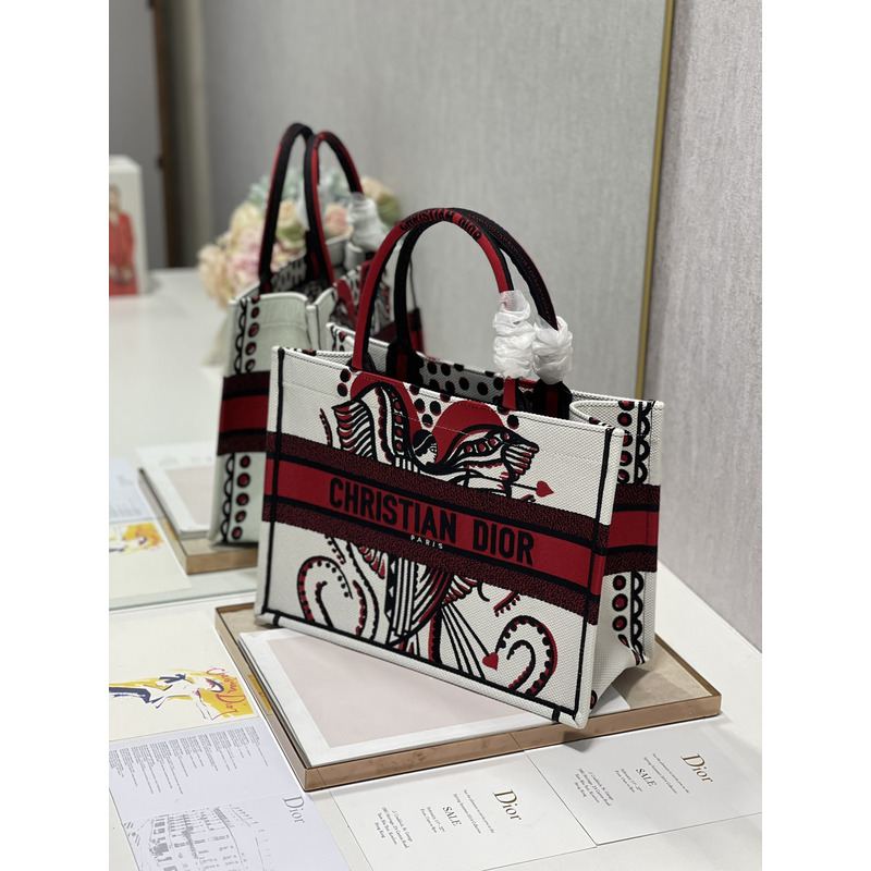 D*or ladies shopping bag graffiti tote bag 36×28 cm red and white