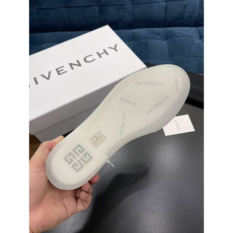 Givenchy Leather Sneaker White