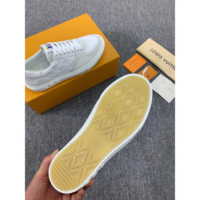 Sup*e x lv ollie sneaker grey