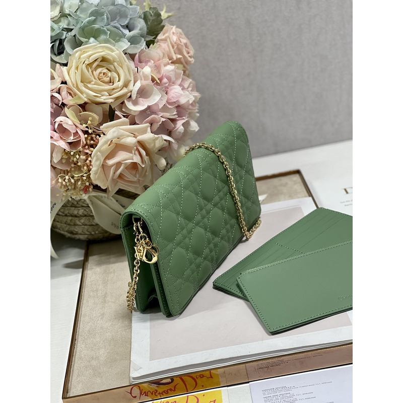 D*or lambskin chain clutch 21.5 x 11.5 x 3cm olive green