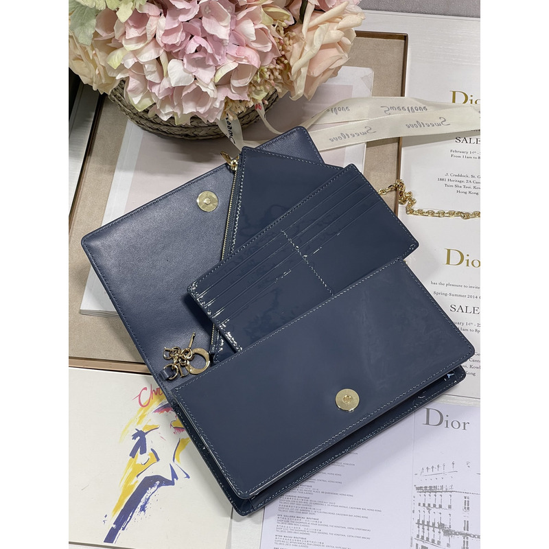 D*or lambskin chain clutch 21.5 x 11.5 x 3cm navy blue