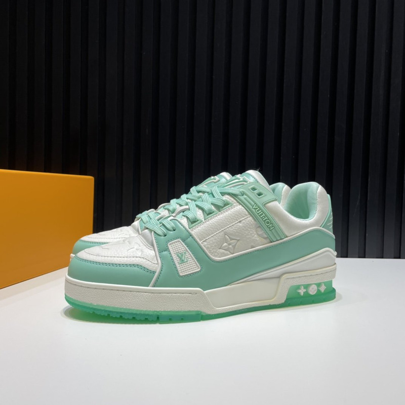 LV Trainer Green White