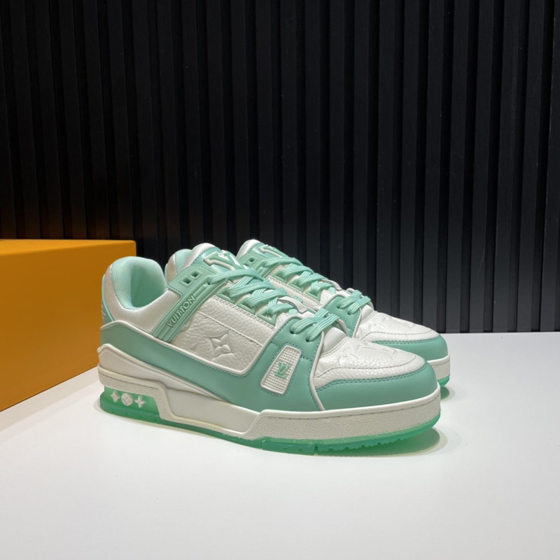 LV Trainer Green White