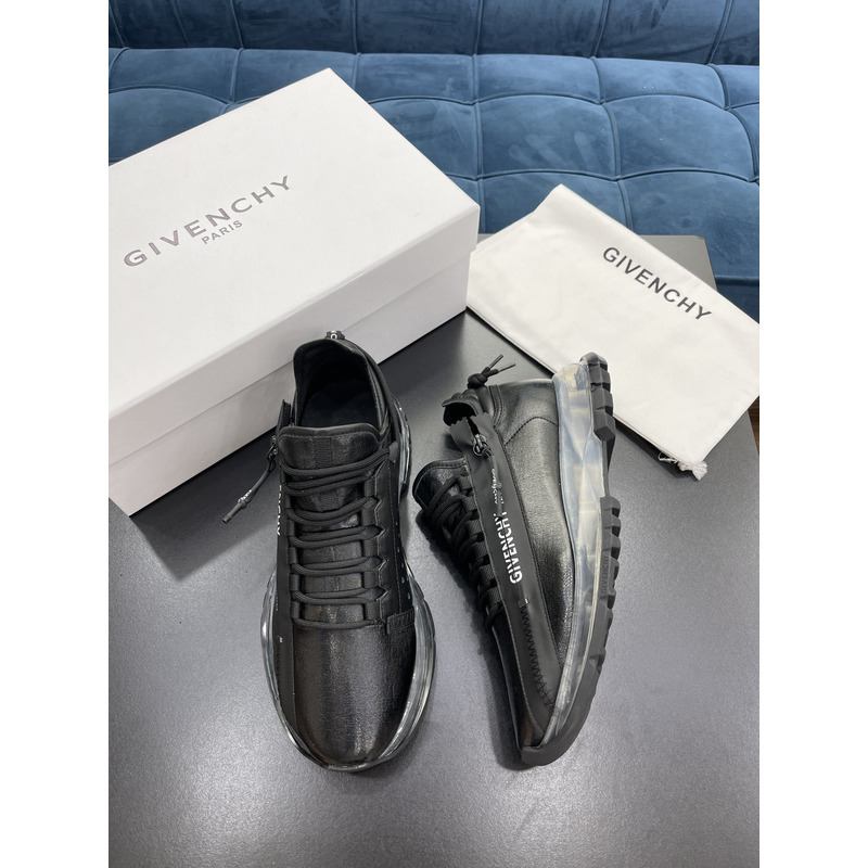 Givenchy Spectre Low Structured Runner Sneakers Black