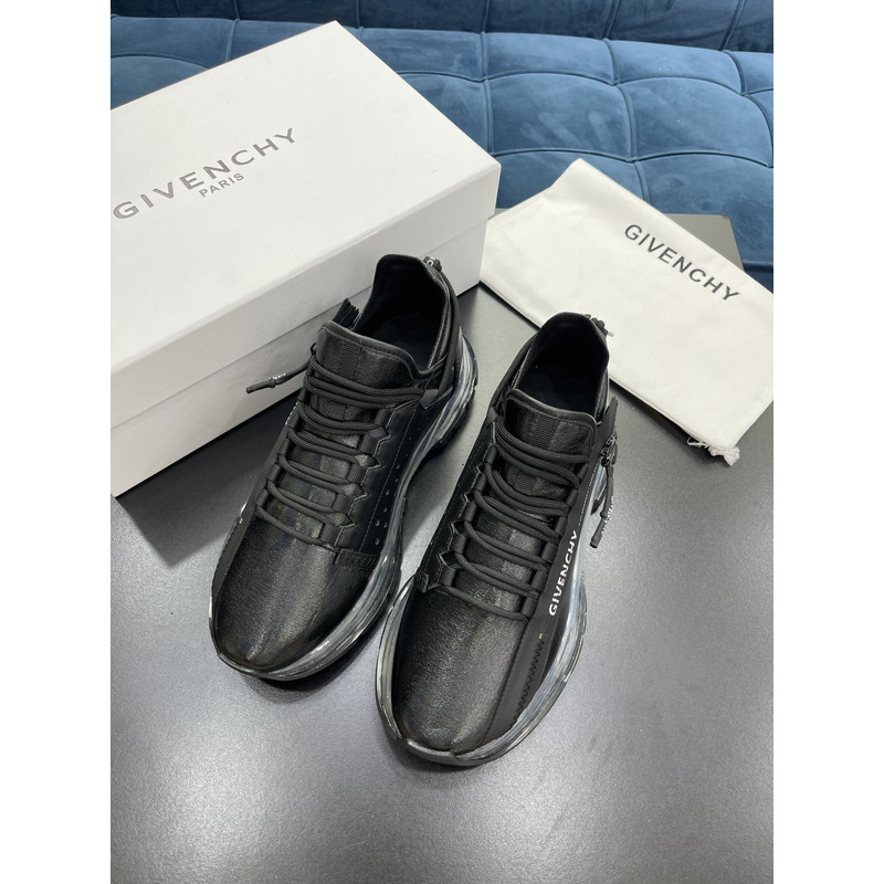 Givenchy Spectre Low Structured Runner Sneakers Black