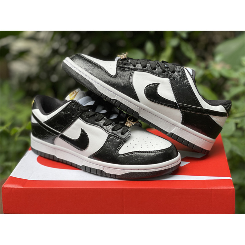 Nike Dunk Low World Champs Black White