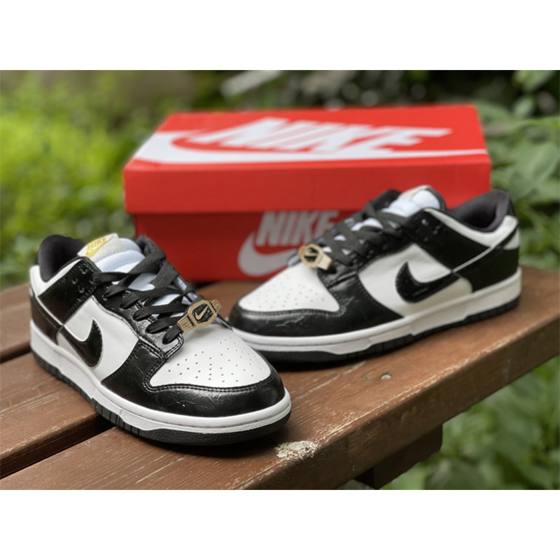 Nike Dunk Low World Champs Black White