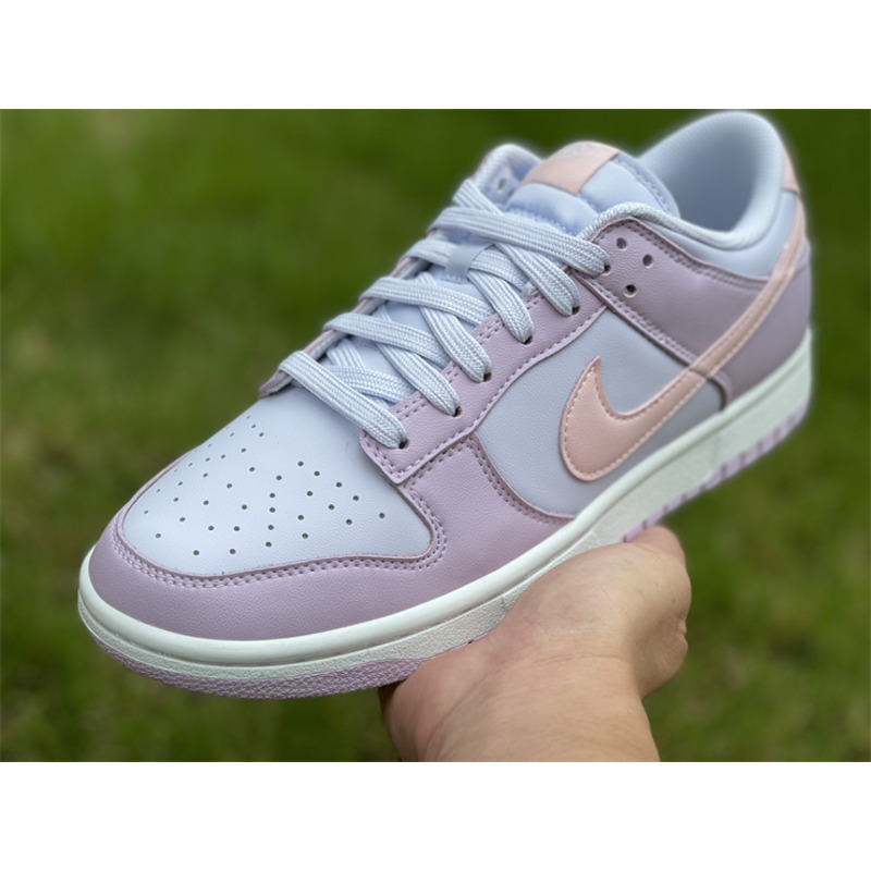 Nike Dunk Low Sneakers Pink