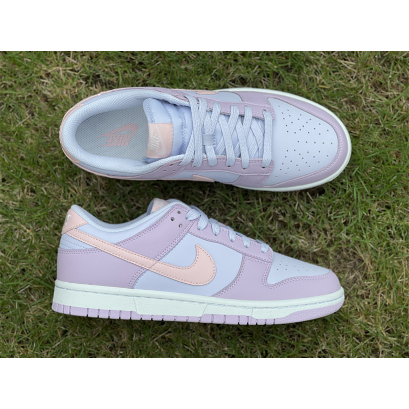 Nike Dunk Low Sneakers Pink