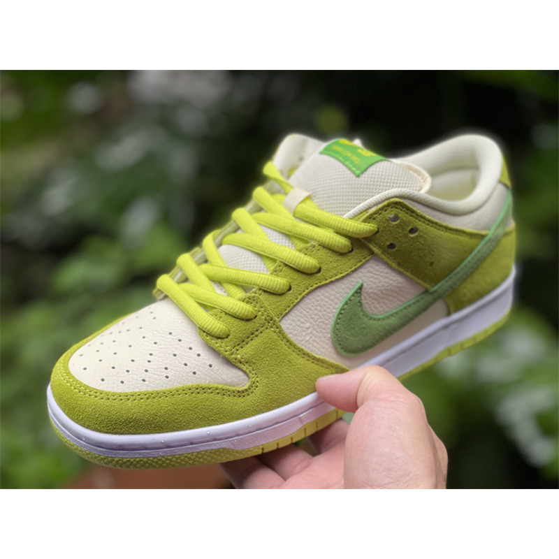 Nike SB Dunk Low Sour Apple