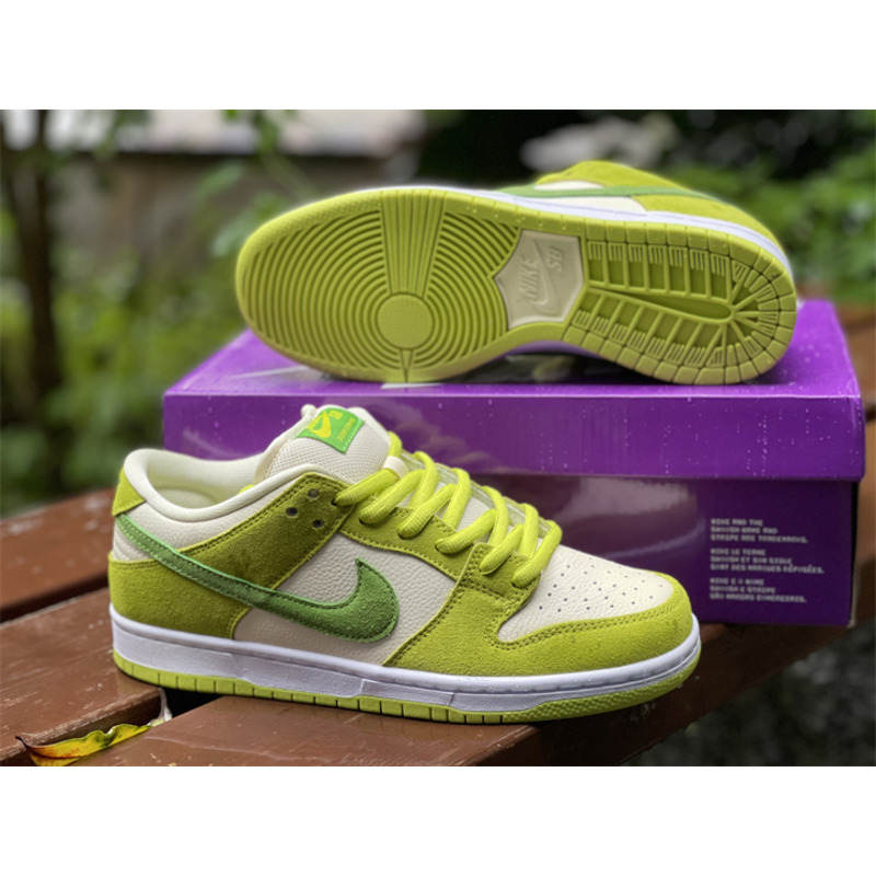 Nike SB Dunk Low Sour Apple