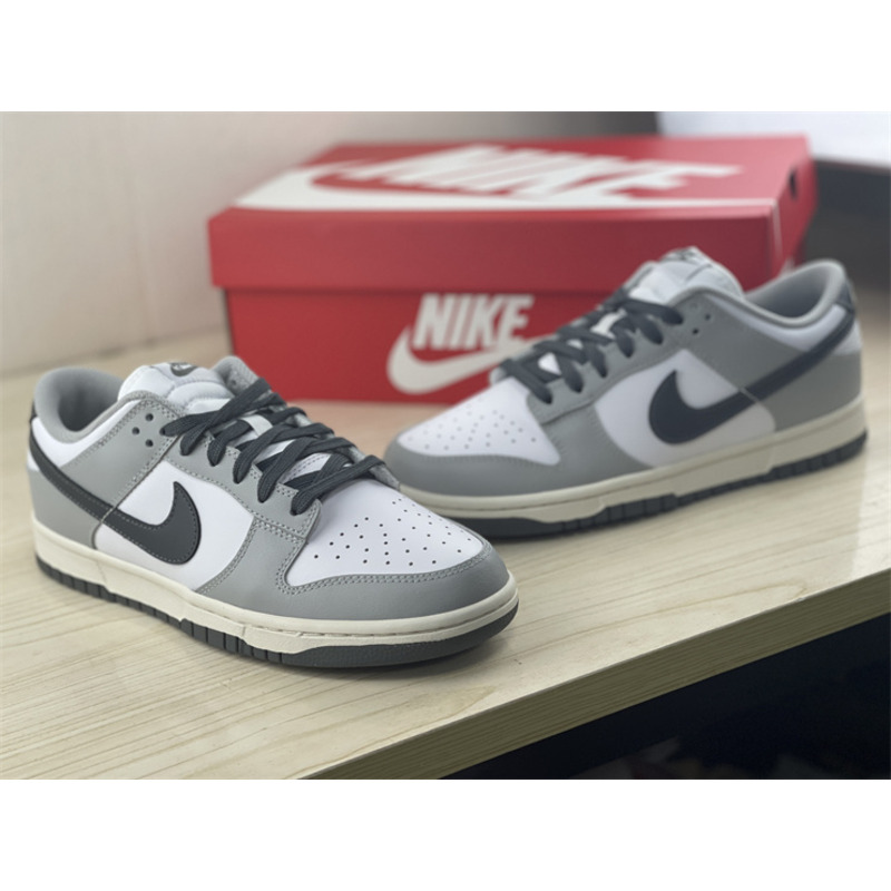 Nike Dunk Light Smoke Grey