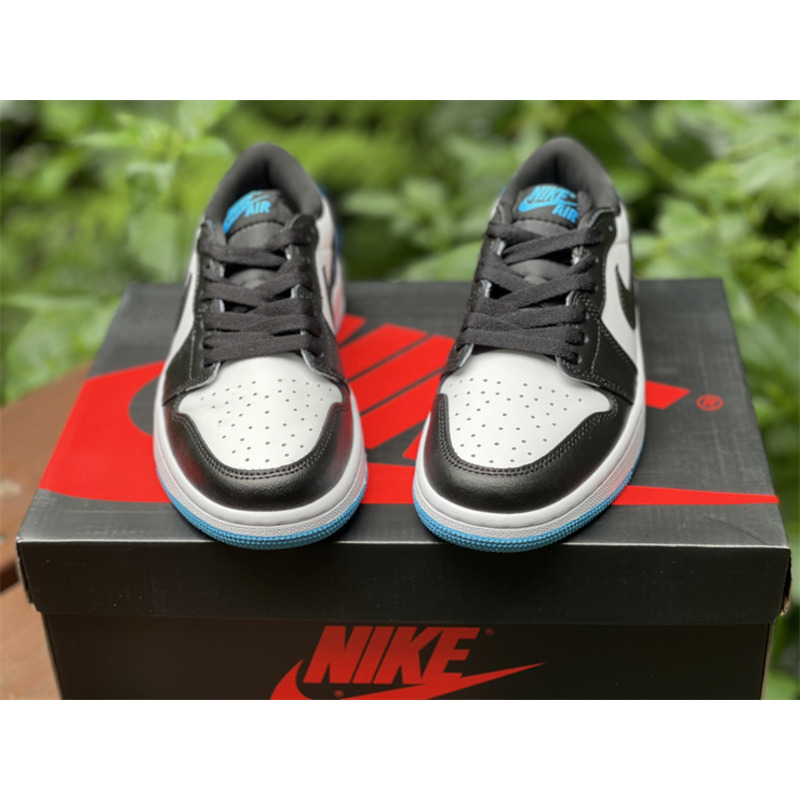 Jordan 1 Low UNC Sneakers White/Dark Powder Blue-Obsidian