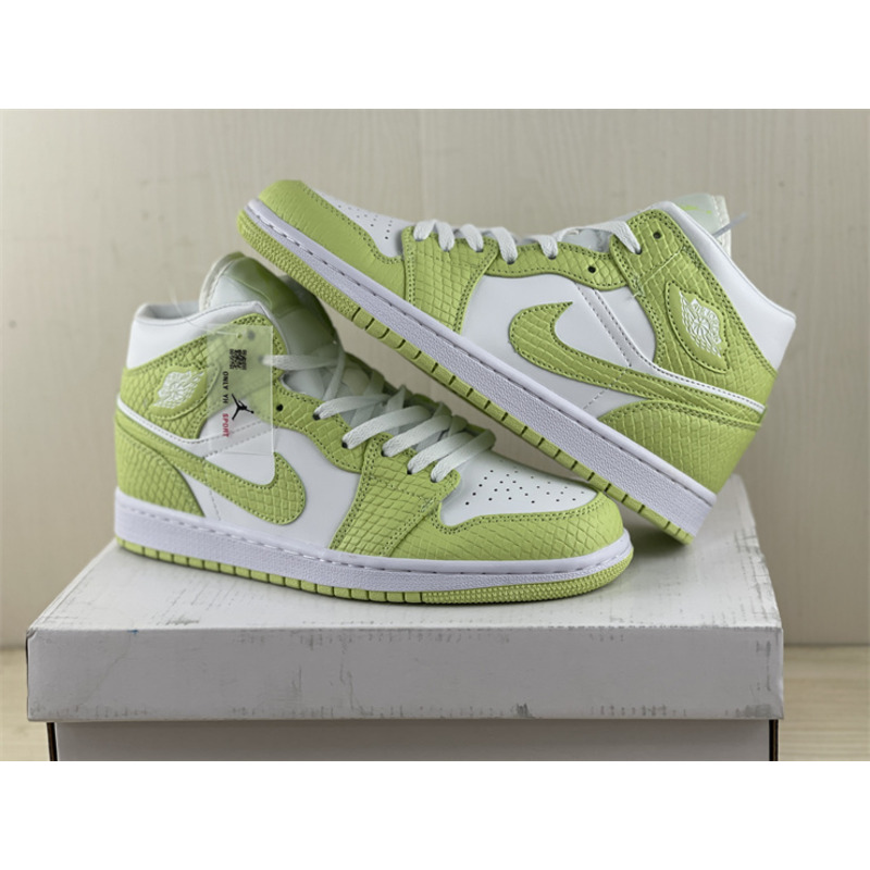 Jordan 1 Mid Green Python W