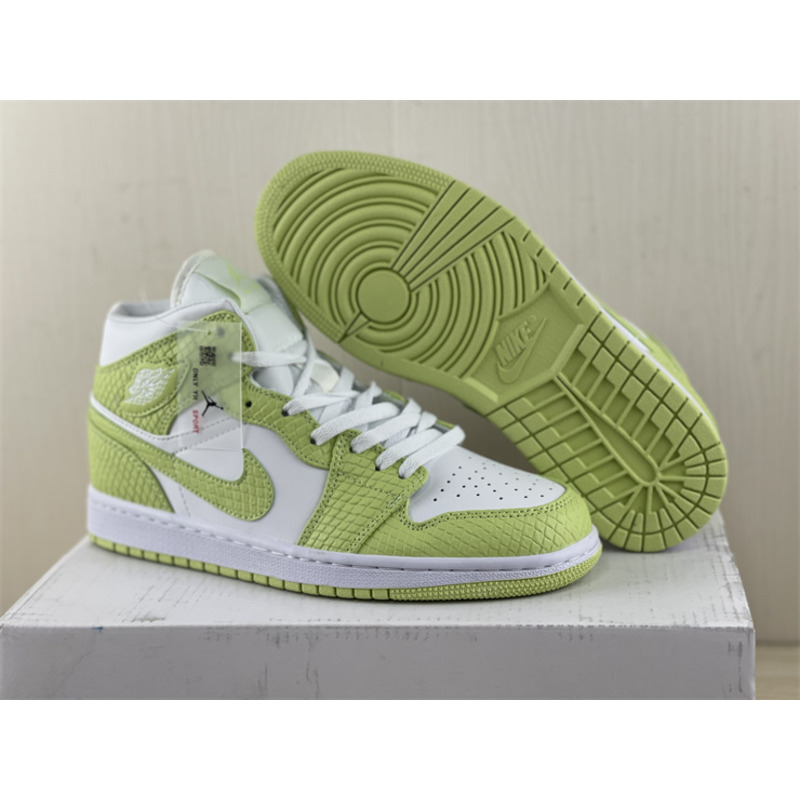 Jordan 1 Mid Green Python W