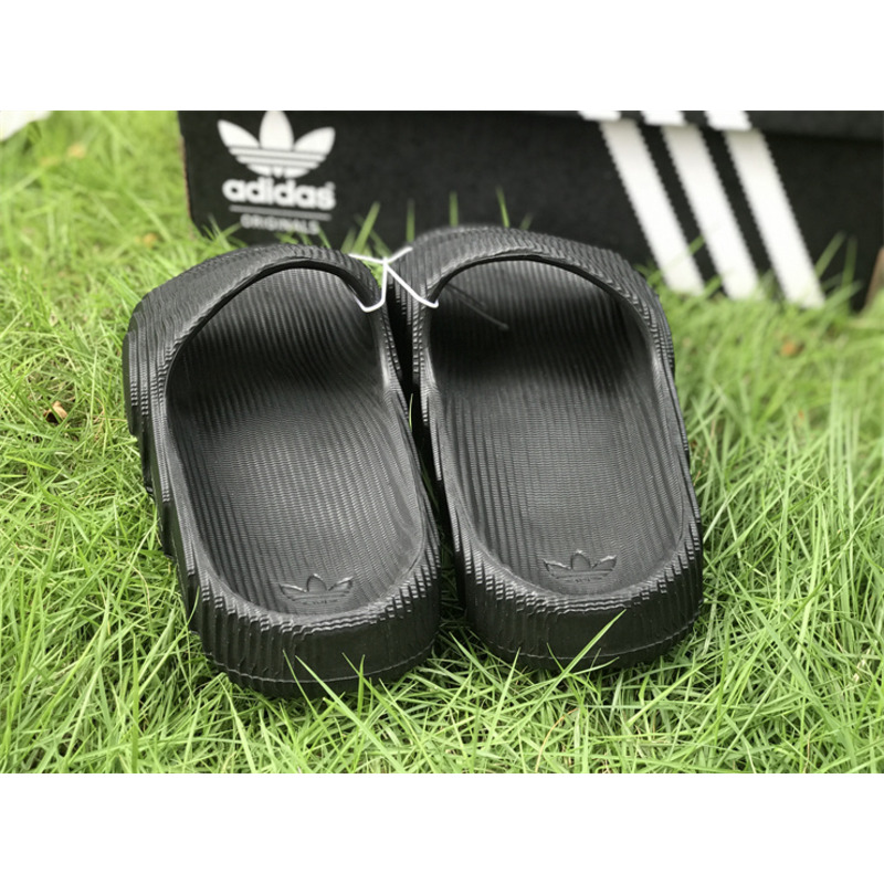 Ad*s adilette 22 slides black