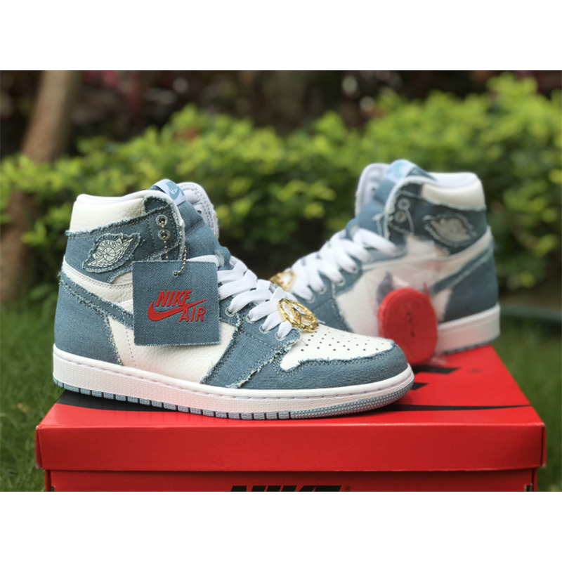 Jordan 1 Retro High Hyper Royal GS Denim