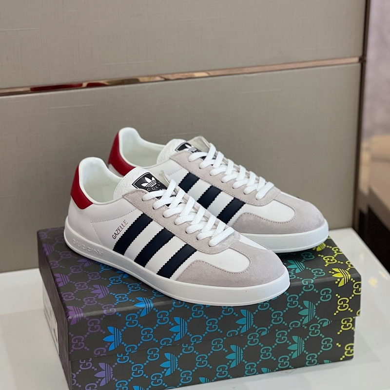 Ad*sxg*u*i gazelle white