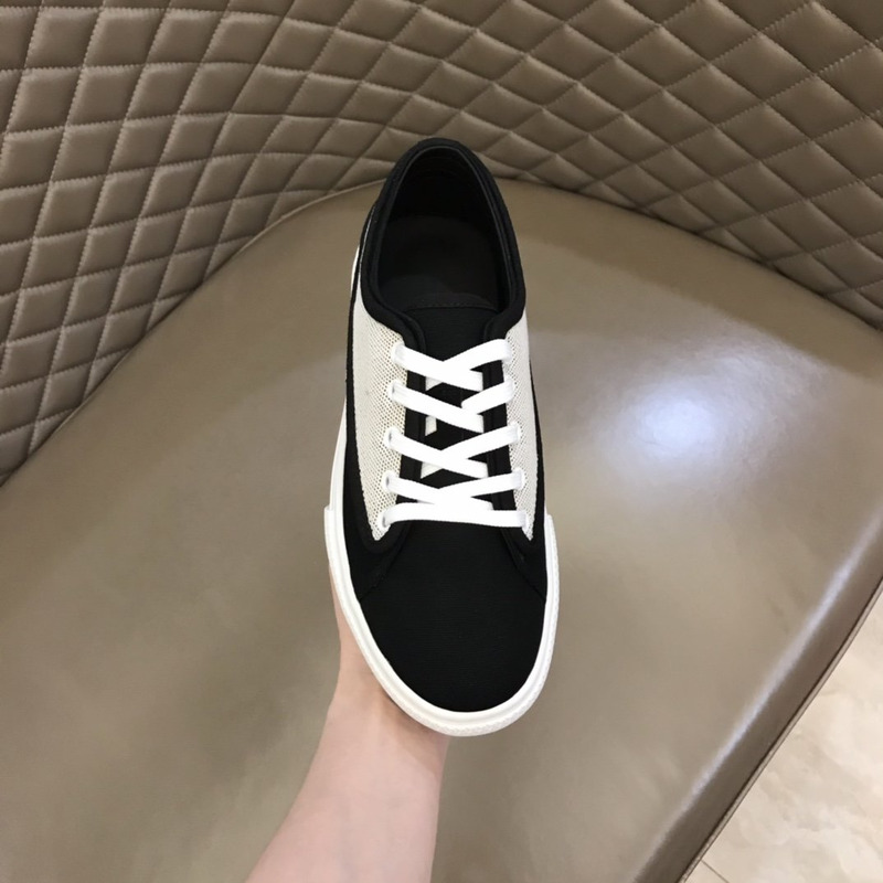 H**mes mens low-top sneakers black