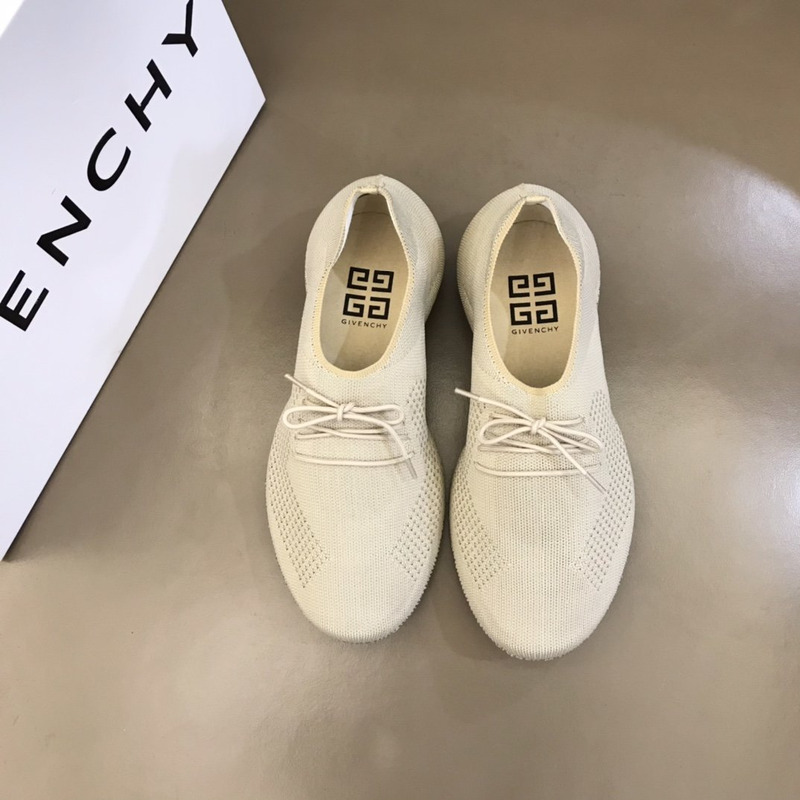 Givenchy TK360 Sneakers Beige