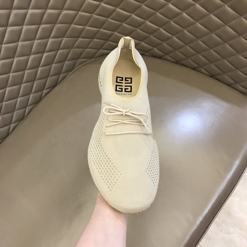 Givenchy TK360 Sneakers Beige