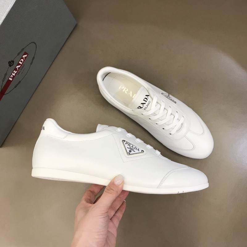 Pra*a logo lace-up leather shoes white