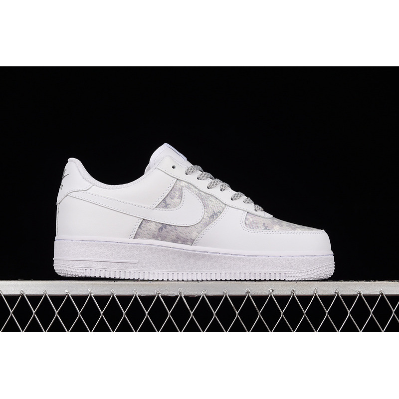 Nike Air Force 1 Tie-Dye Sneakers Grey