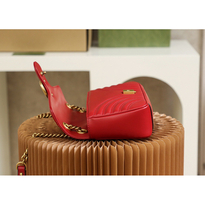 G*u*i gg marmont small matelasse bag hibiscus red