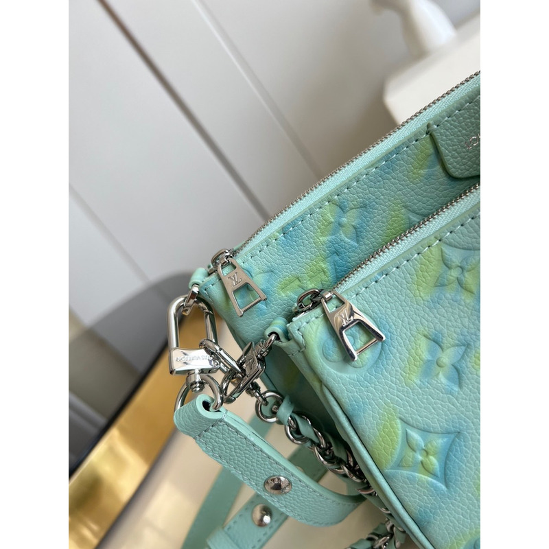 LV Multi Pochette Accesories Vert D