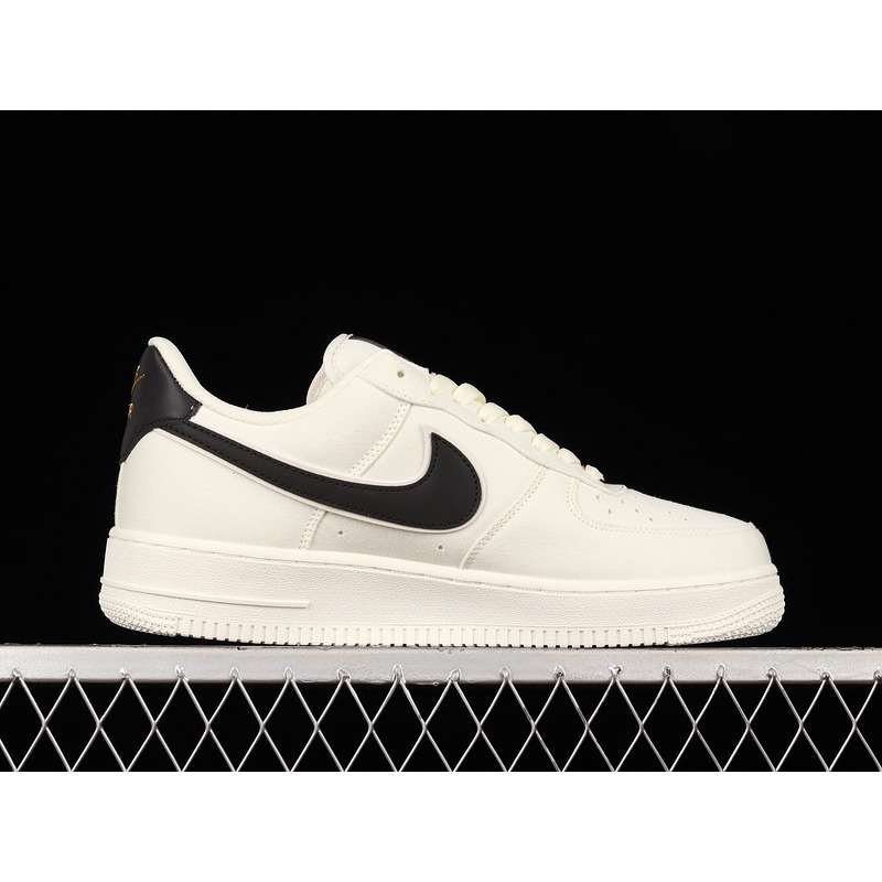 Nike  Air  Force 1 AF1 CZ0270-102