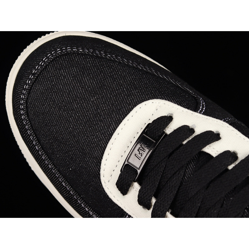 Nike Air  Force 1 Canvas Sneakers Black