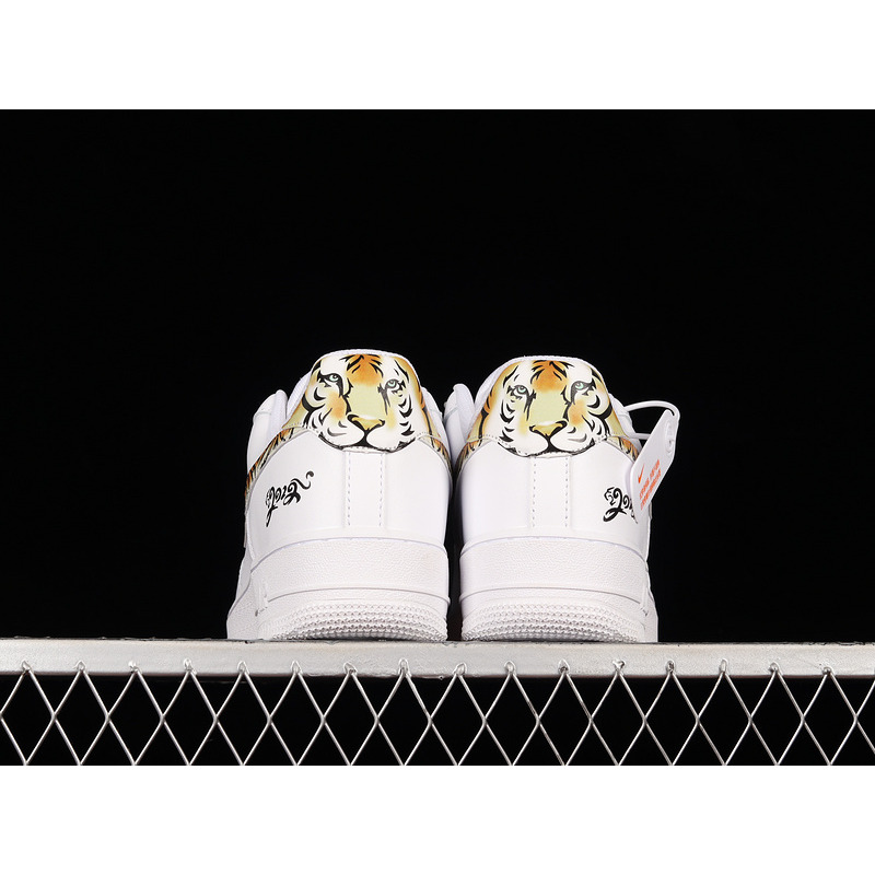 Nike Air Force 1 07 Low White Yellow Brown Tiger CZ0270-110